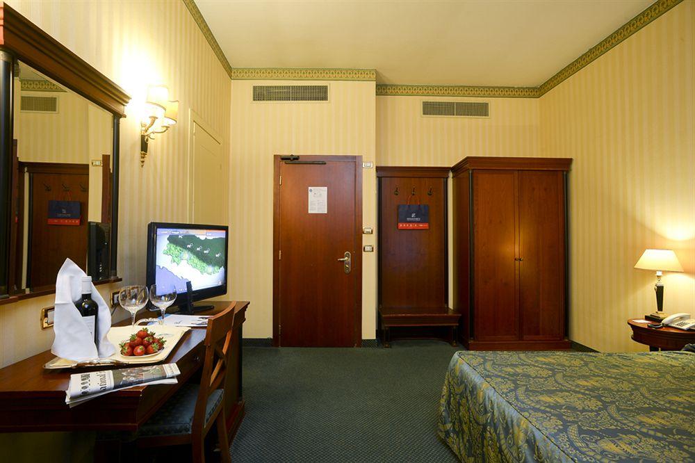 Zanhotel Europa Bologna Esterno foto