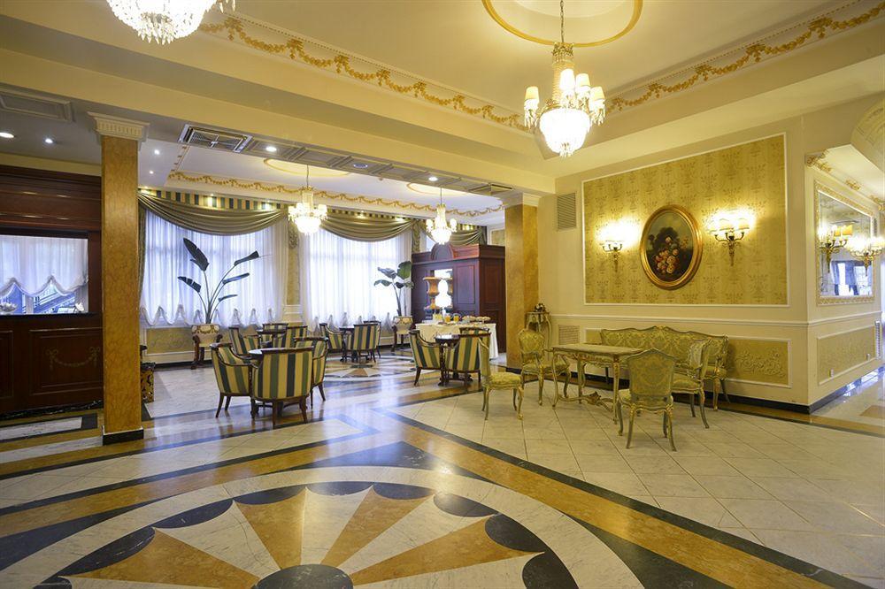 Zanhotel Europa Bologna Esterno foto
