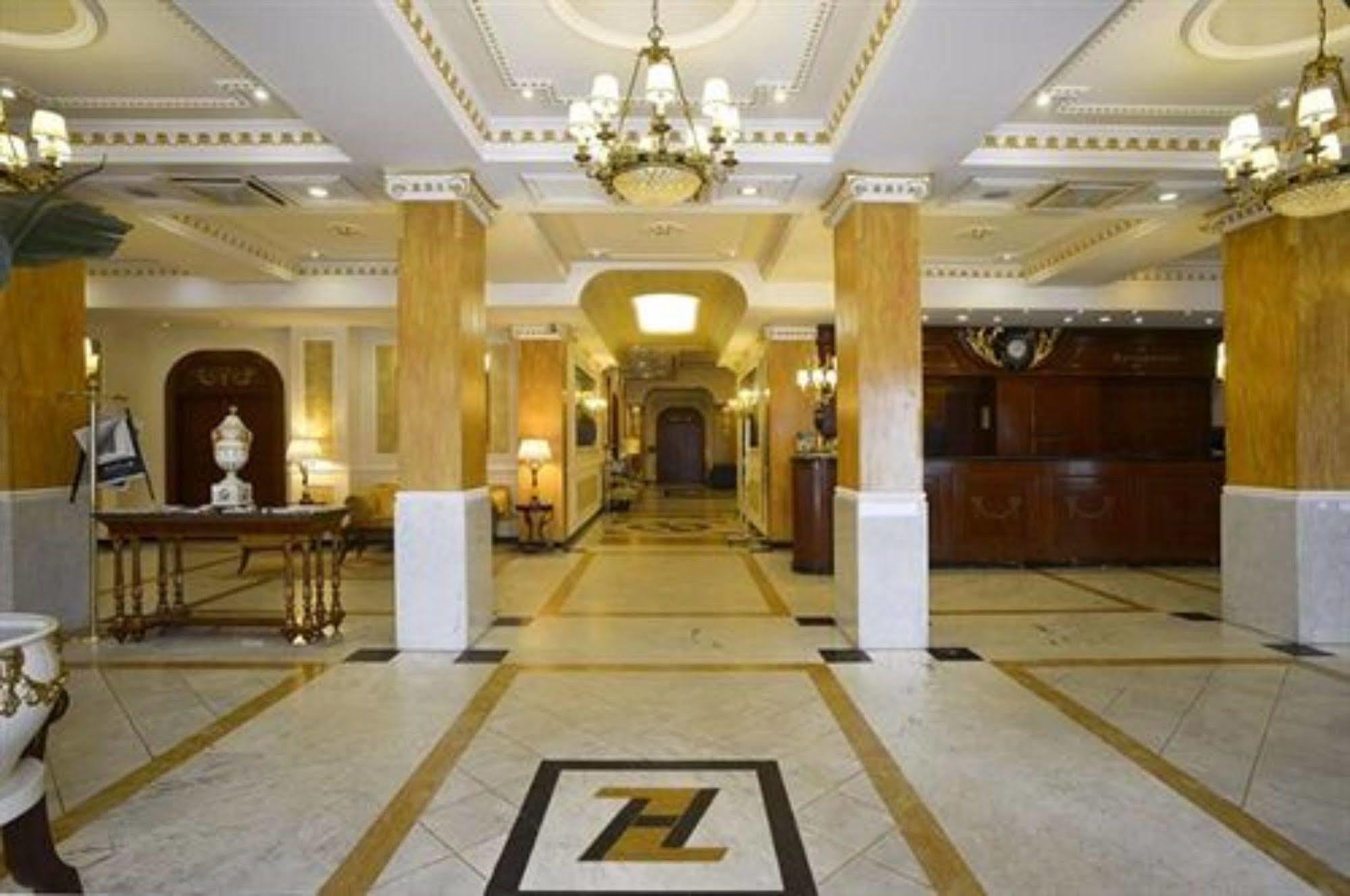 Zanhotel Europa Bologna Esterno foto